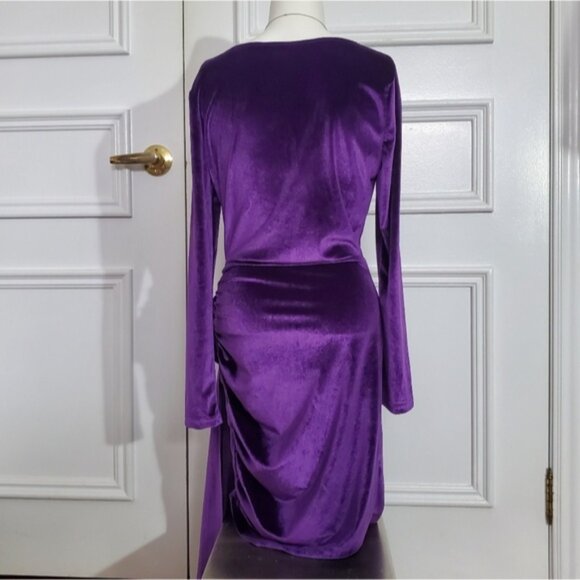 House of Harlow 1960 Velvet Wrap Sash Dress - Picture 5 of 16